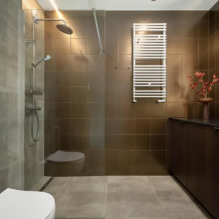 Prestizowe Z Widokiem Na Rzeke I Parkingiem By Renters Prestige