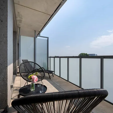 Prestizowe Z Widokiem Na Rzeke I Parkingiem By Renters Prestige Апартаменты *