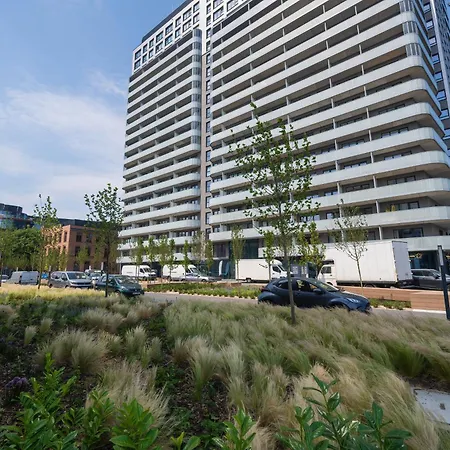 Prestizowe Z Widokiem Na Rzeke I Parkingiem By Renters Prestige *