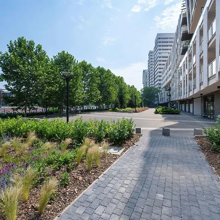 Prestizowe Z Widokiem Na Rzeke I Parkingiem By Renters Prestige Апартаменты