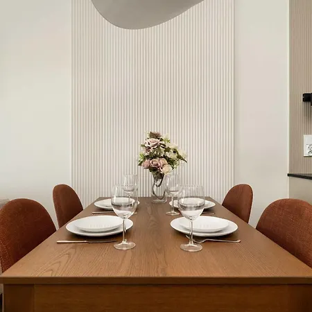Prestizowe Z Widokiem Na Rzeke I Parkingiem By Renters Prestige Апартаменти *