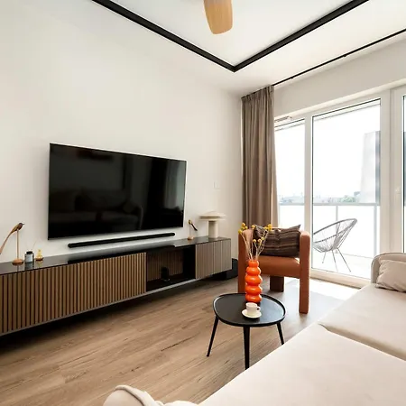 Prestizowe Z Widokiem Na Rzeke I Parkingiem By Renters Prestige Апартаменти