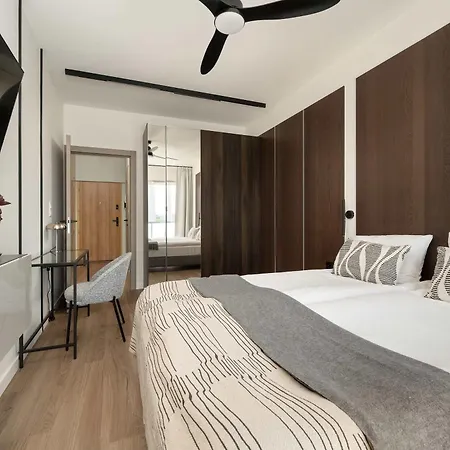 Апартаменти Prestizowe Z Widokiem Na Rzeke I Parkingiem By Renters Prestige