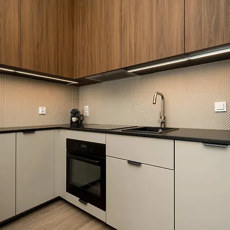 Prestizowe Z Widokiem Na Rzeke I Parkingiem By Renters Prestige