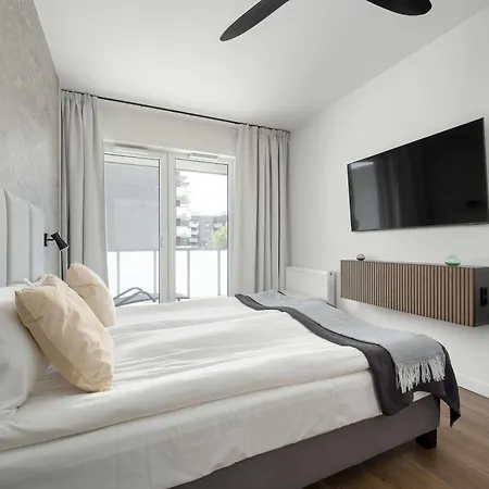 Prestizowe Z Widokiem Na Rzeke I Parkingiem By Renters Prestige Апартаменти